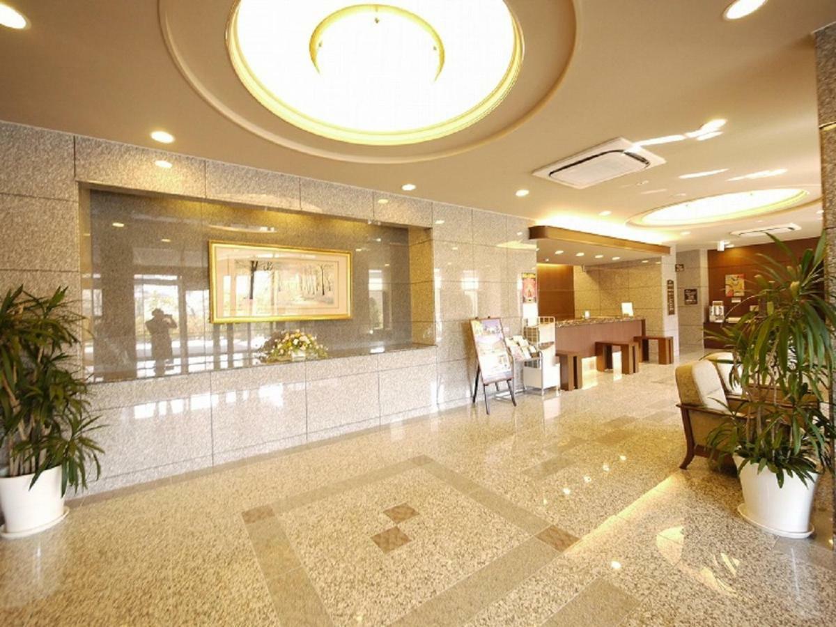 Hotel Route-Inn Dai-Ni Kameyama Inter Kültér fotó